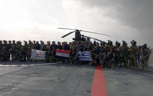 Misir, Yunan, Îmarat, Fransa û Qibris manoreke hevbeş encam didin