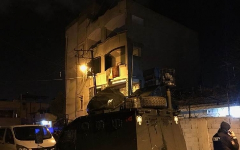 Li Edenê keç û xortekê xwe ji qata 4an a avahiyekê avêtin xwarê