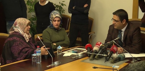 Malbatên leşkerên di destê PKKê de daxwaza alîkariyê dikin