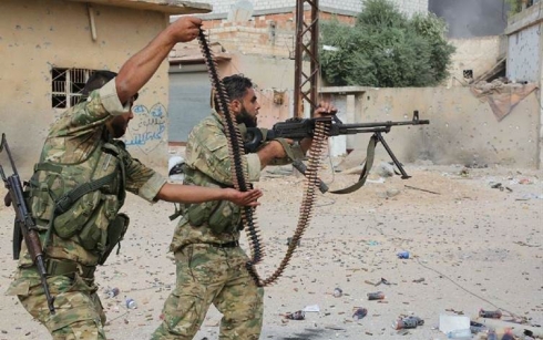 Li Serê Kaniyê di navbera grûpên çekdar de şerekî dijwar derket