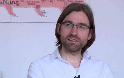 Lêkolerekî Almanî pirtûkek li ser Kurdistanê nivîsand