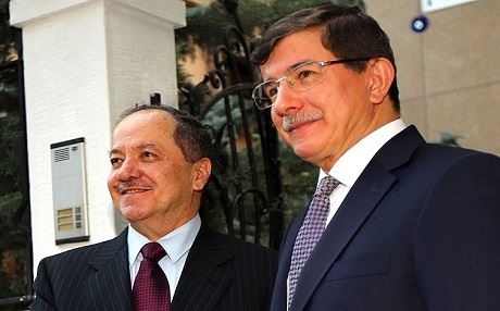 Davutoglu û Barzanî bi telefonê axivîn