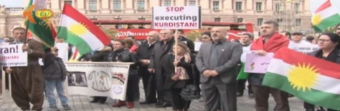 Kurd li Swêdê xwepîşandaneke mezin kirin