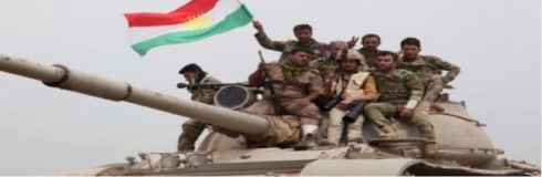 Fermandarekî Pêşmerge red dike ku rê li hatina penaberan girtine