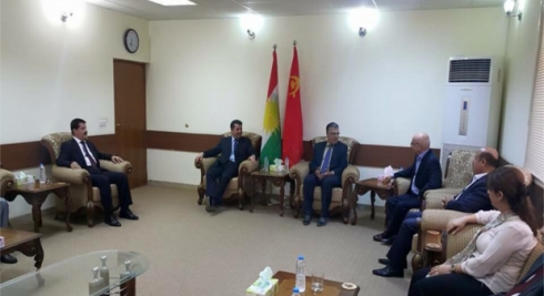 Heyeta PDK û partiya komonîst a Kurdistanê civiyan
