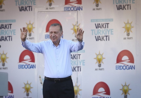 Erdogan dê jibo xebatên hilbijartinan seredana Riha û Merdînê bike