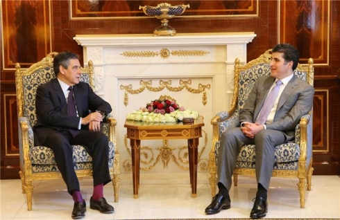 Nêçîrvan Barzanî pêşwaziyê li Serokwezîrê berê yê Fransayê dike