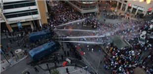 Di xwepêşandanên Lubnanê de zêdetirî 400 kesan birîndar bûn