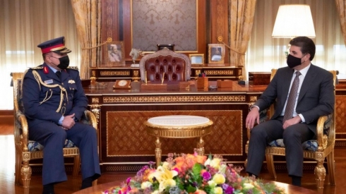 Serokê herêmê pêşwaziya Fermandarê hêzên asmanî yên Îraqê kir