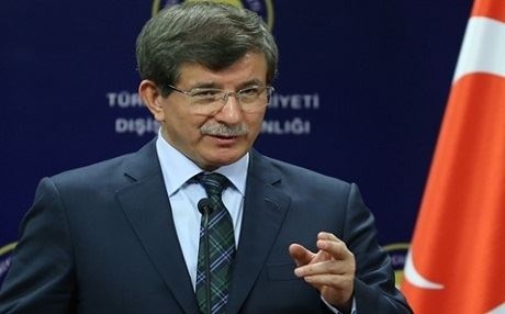 Davûtoglu fermana alîkariya xelkê Kobanî yên li ser sînor da