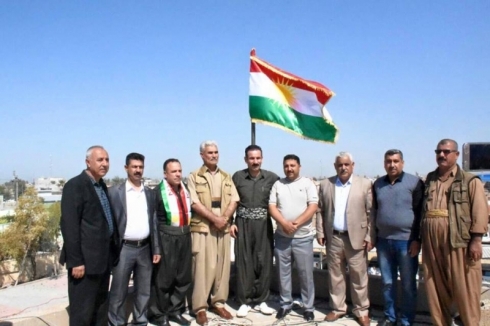 Li Daqûqê jî alaya Kurdistanê hat bilindkirin