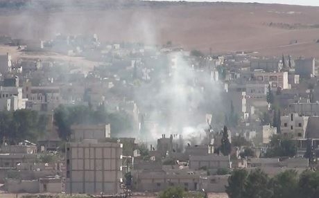 Dorpêça Kobanî her ku diçe tengtir dibe