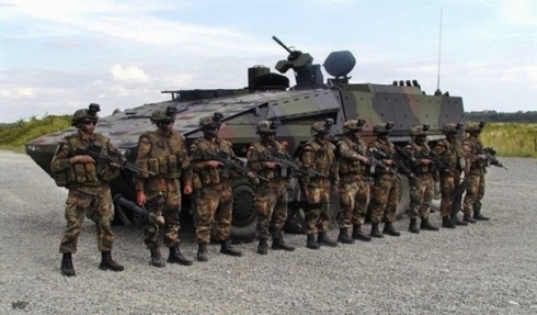 Elmanya 40 pisporên leşkerî dişîne Kurdistanê