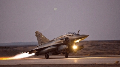 France, Russia, US seek to tighten noose around IS group