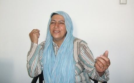 Dengbêjên jin baskên xwe vedidin