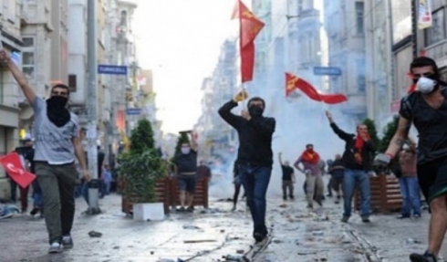 Li Bakurê Kurdistanê otomobîlên Kurdên Başûr dikevin ber êrîşan