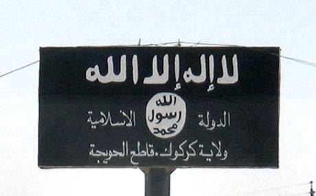 DAIŞ serkirdeyê xwe yê kurd bi dar ve kir