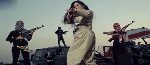 Helly Luv: Pêşmerge serwerî û serfirazî ye