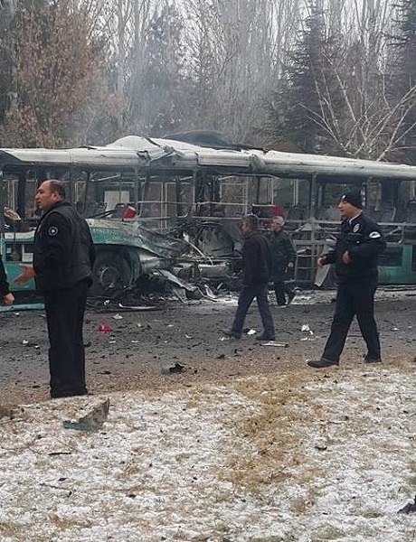 Li Qeyseriyê teqîn, gelek kuştî û birîndar hene!