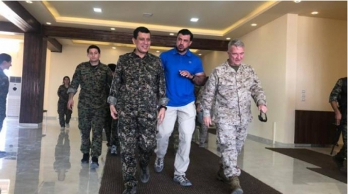 McKenzie behsa civîna xwe ya ligel Mazlum Ebdî kir