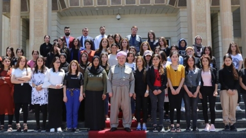 Serok Barzanî li gel hijmarek jinên rizgarbûyî ji destê DIŞIê civiya