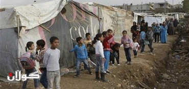 Thousands of Syrian refugees flood into Lebanon