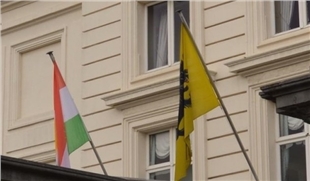 Ala Kurdistanê li Herêma Flanders a Belcîkê hate bilindkirin