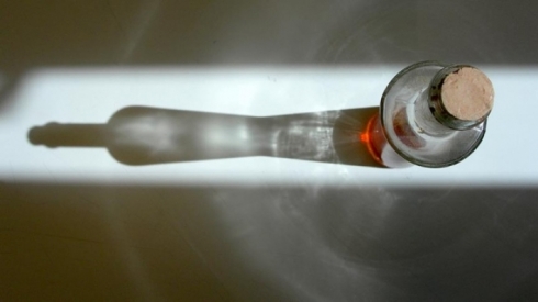 Li Îranê ji ber alkola sexte hejmara kesên ku mirin geheşt 73 kesan