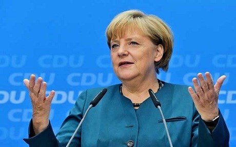 Angela Merkel: Emê li ser piştevaniya Pêşmerge berdewam bin