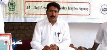 Pakistan charges doctor who helped find bin Laden with murder