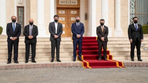 Serokê herêmê jî ligel xelkê rawesta