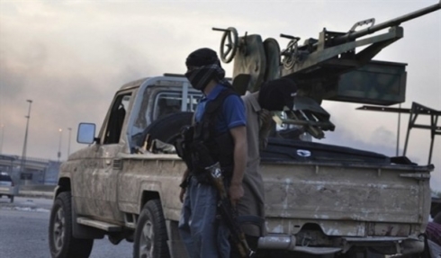 Ciwanên Kurd ên nav DAIŞ’ê xwe radestî Pêşmergeyan dikin