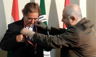 Lêkolerê Kurd Kilîmulah Tewehudî hat xelatkirin