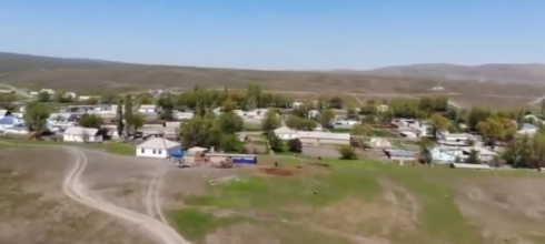 Qazaxistan-  Gundekî kurdan rastî êrişa qazaxan hat!