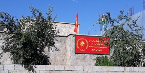 Tevgera Azadî: Eger PDKê baregehên me bigirta, dê bikirina qîre qîr!