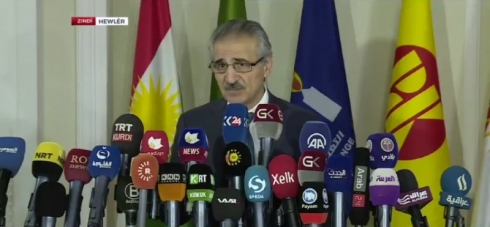 Mela Bextyar: Nerînên me ji hev nêzîk bûn