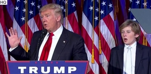 Bi hezaran hemwelatiyên Amerîkayê dijî Trump xwepêşandan li dar xistin