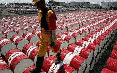 Petrola Kiwêtê bi 38 dolaran hat firotin