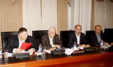 Şandeyeke herêma Kurdistanê ber bi Bexdayê bi rê ket