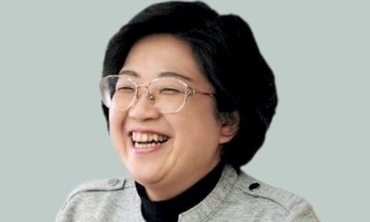 Nivîskara Japonî xelata edebî werdigire