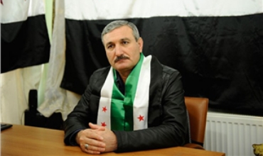 amezrênerê Artêşa Azada Surîyeyê Lingekê Xwe ji Dest Da