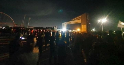 Bexda…Xwepêşanderan daxwaza elektrîkê kirin, hêzên ewlehiyê tundî bikaranîn