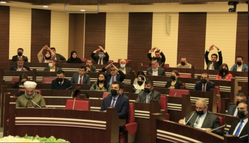 Gorran: Divê parlementerê YNKê bi fermî li nava parlementoyê daxwaza lêborînê bike