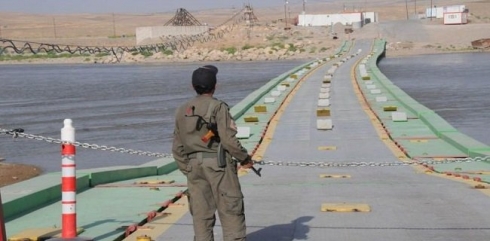 Hêzeke PYDê dest danî ser karwana alîkariyên Rojava