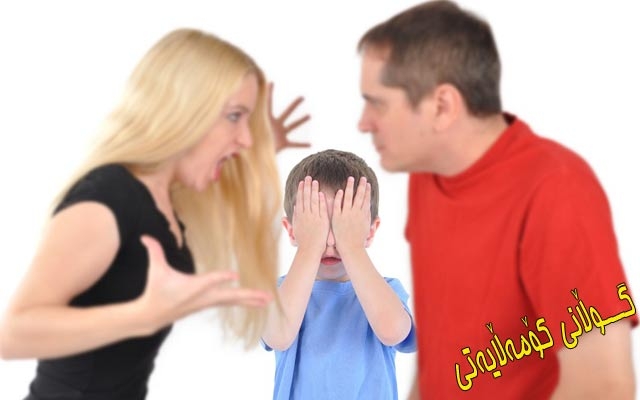 ئافرەتێك لەدووڕیانی چاوەڕوانیدا: نازانم چ بڕیارێك بۆداهاتووی خۆم ومنداڵەكانم–بدەم