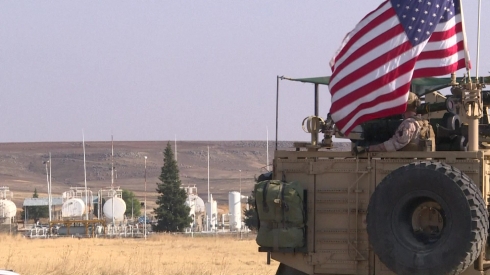 Êrîşek bo ser bingeha Emerîkayê li Dêrezorê hate kirin