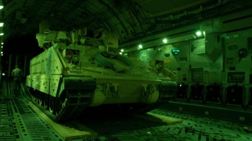 Amerîkayê radar û wesayîtên zirxpoş veguhestin rojavayê Kurdistanê