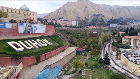 Bi amadebûna Mesrûr Barzanî kevirê bingehê yê devera pîşesaziya xwarekê li Duhokê tê danîn