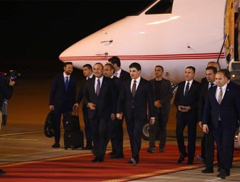 Çavuşoglu bi serdaneke fermî Li Hewlêrê ye