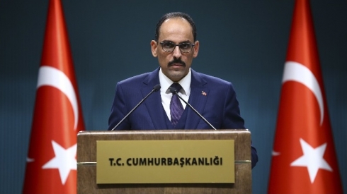 Kalin: Ti niyaza Tirkiyê nîne li Lîbyayê rûbirûyî Misr û Fransayê bibe